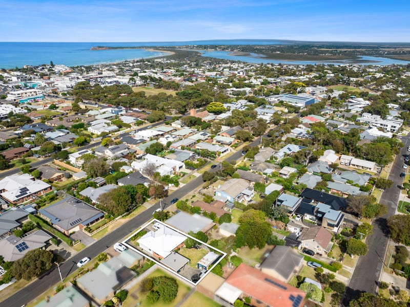 Houses for Sale in Ocean Grove, VIC 3226 Pg. 3