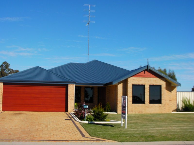 7 Elliott Street, Waroona, WA 6215 Property Details