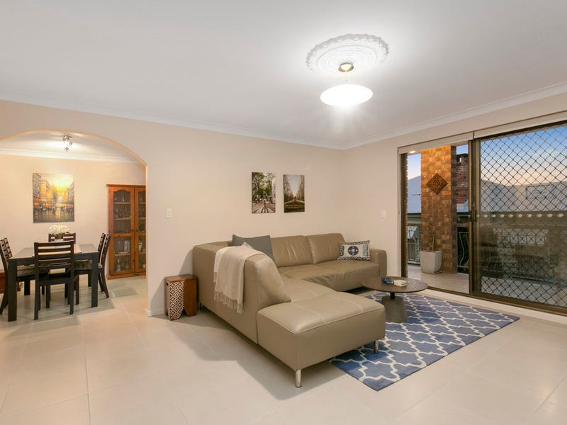 2/43 Hunter Street, Wooloowin, Qld 4030 Property Details