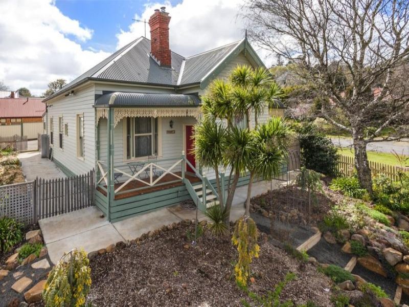 45 Stanbridge Street, Daylesford, VIC 3460 45 Stanbridge Street, Daylesford, VIC 3460