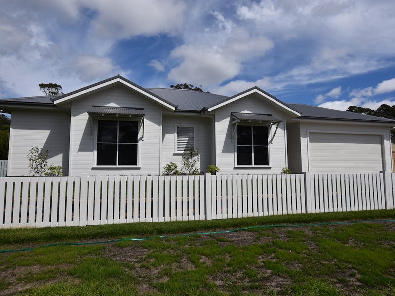 6 Devon Street, Mittagong, NSW 2575 Property Details