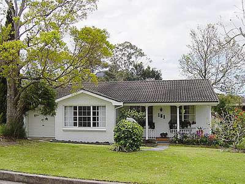 151 Jacaranda Avenue, Figtree, NSW 2525