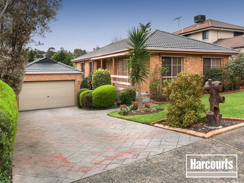 40 Lawrence Drive, Berwick, Vic 3806 Property Details