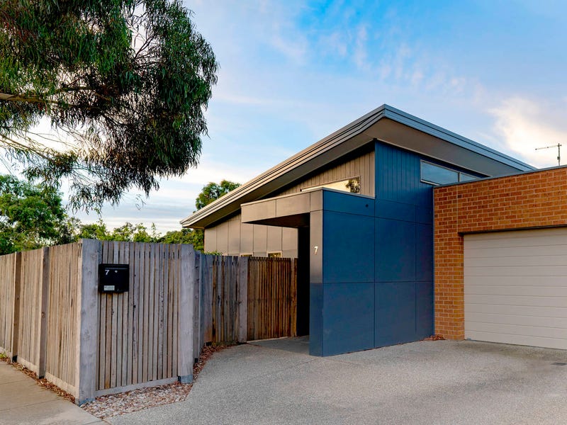 7 Grassland Grove, Leopold, VIC 3224