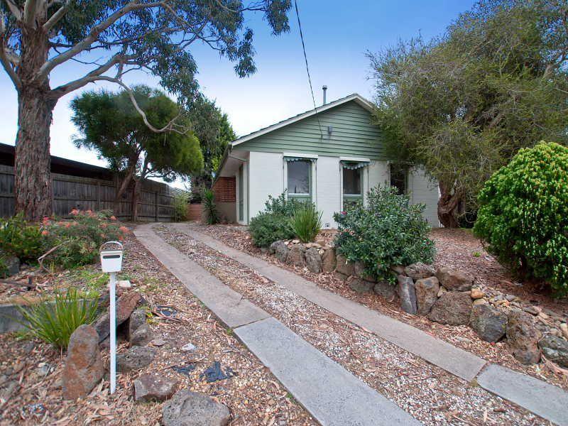 112 Lindrum Road, Frankston, Vic 3199 Property Details