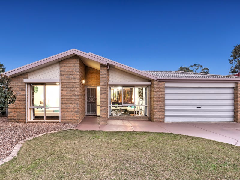 8 St Agnes Close, Craigieburn, VIC 3064