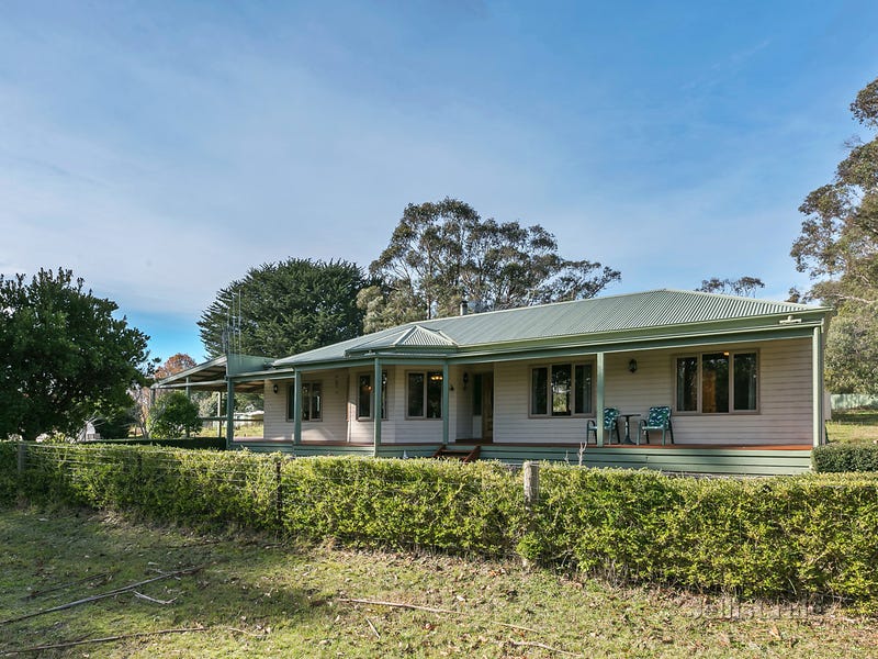 2 Bridge Street, Trentham, Vic 3458 Property Details