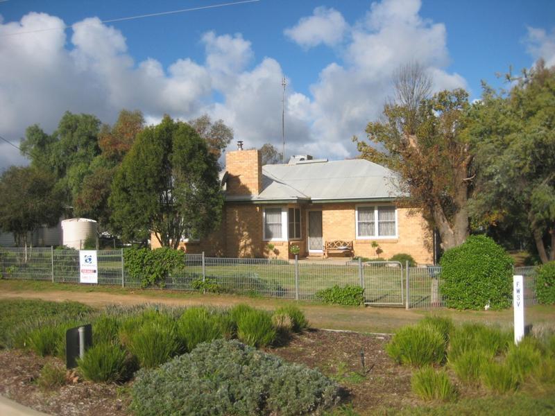 22B Lawrence Street, Mathoura, NSW 2710