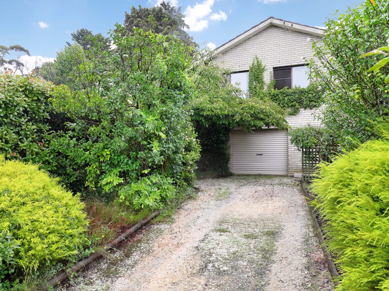 6 Kirkwood Street, Blackheath, NSW 2785 Property Details