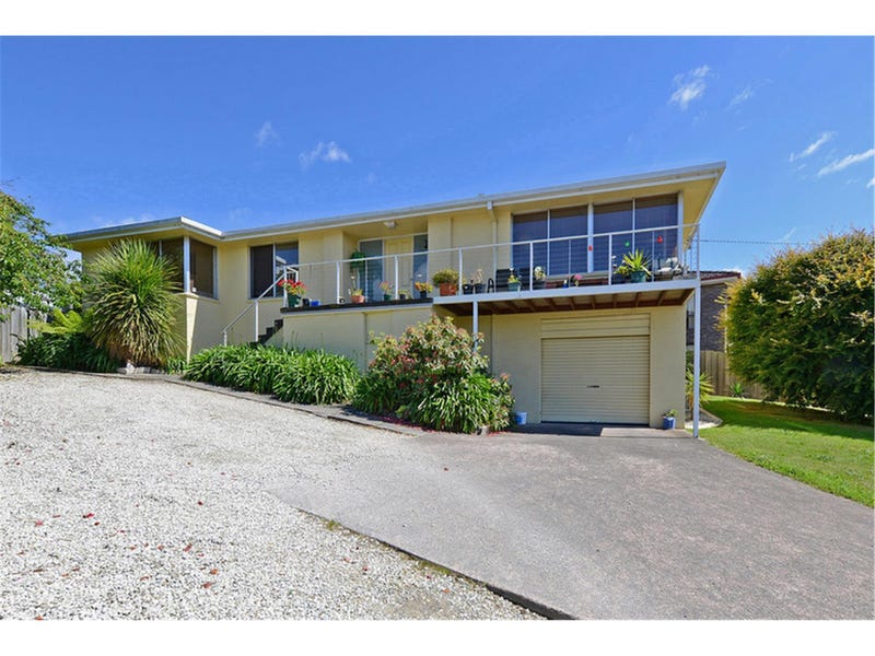 155 Roslyn Avenue, Blackmans Bay, TAS 7052