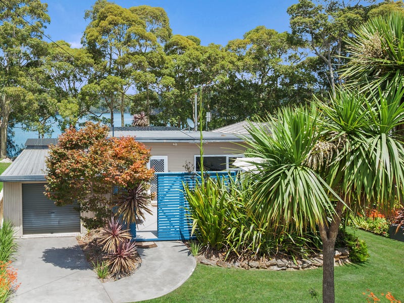 32 Kings Point Drive, Kings Point, NSW 2539
