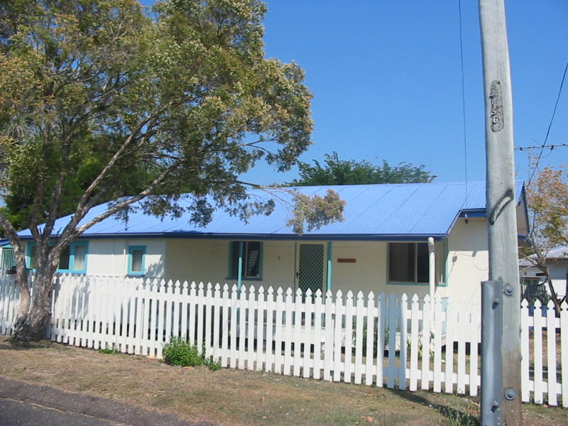 1 Mcgrath Lane, Booval, QLD 4304