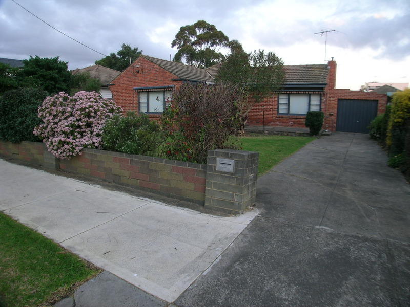49 Clovelly Avenue, Glenroy, Vic 3046