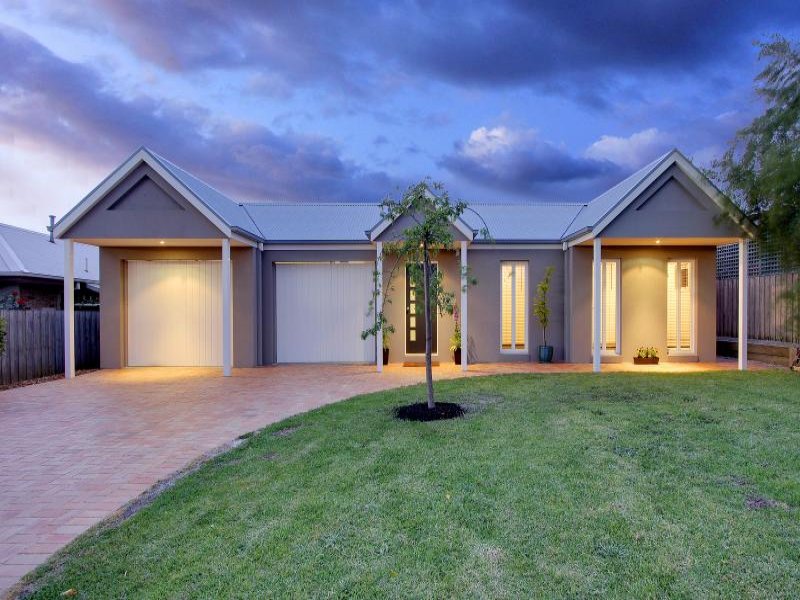 55 Palm Tree Drive, Safety Beach, VIC 3936