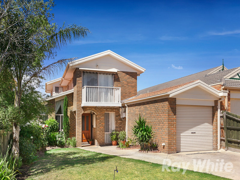 30 Robinson Drive, Burwood East, Vic 3151