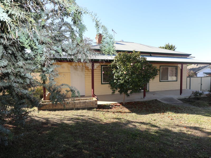 44 Williams Road, Narrogin, WA 6312