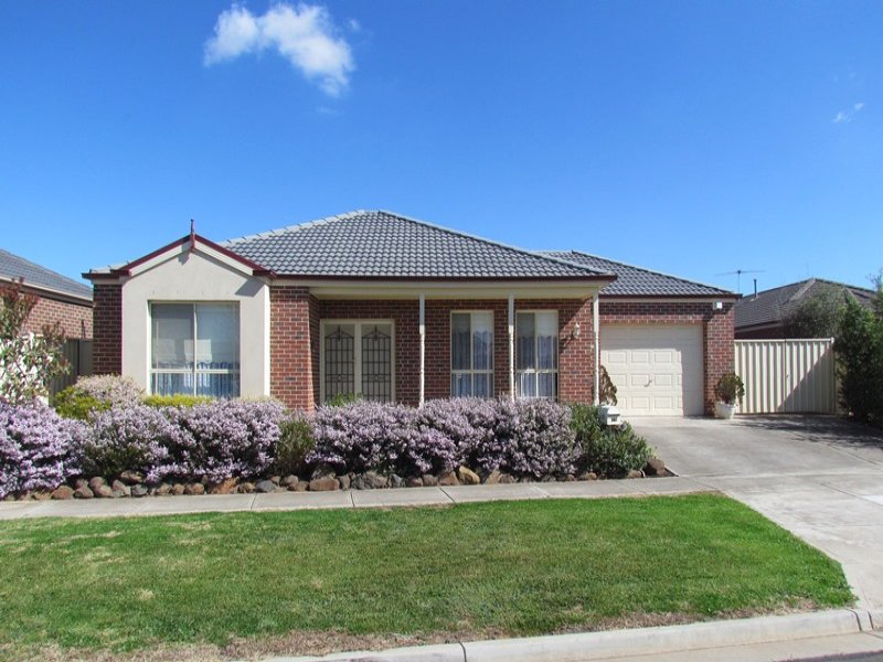 75 Westlake Drive, Melton West, VIC 3337