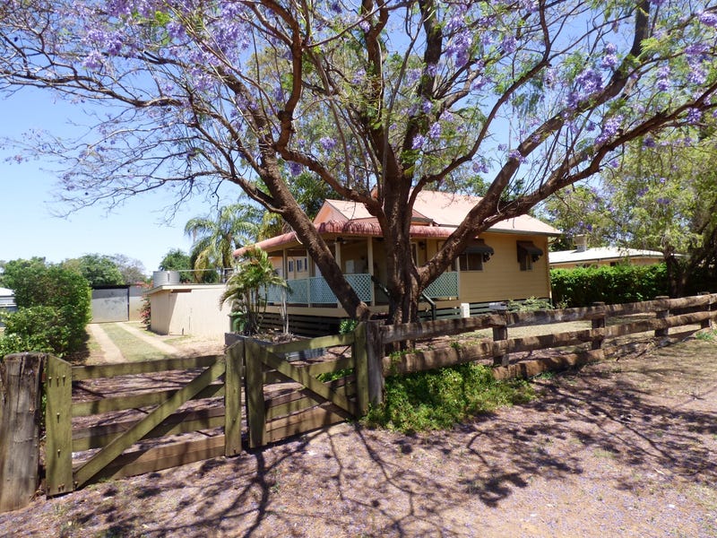 50 Church Street, St QLD 4487