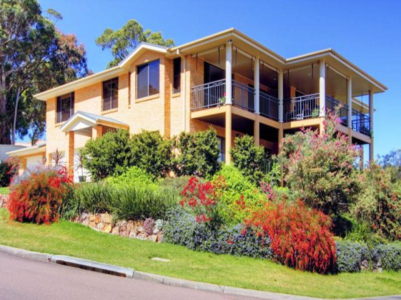 11 The Shores Way, Belmont, NSW 2280