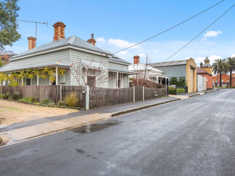 4 Mair Street, VIC 3444