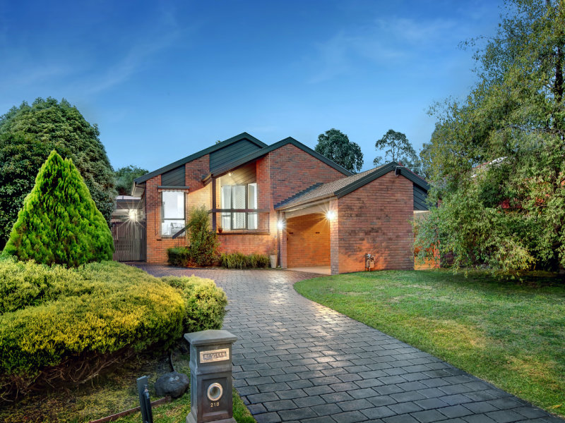 218 Oban Road, Ringwood North, VIC 3134