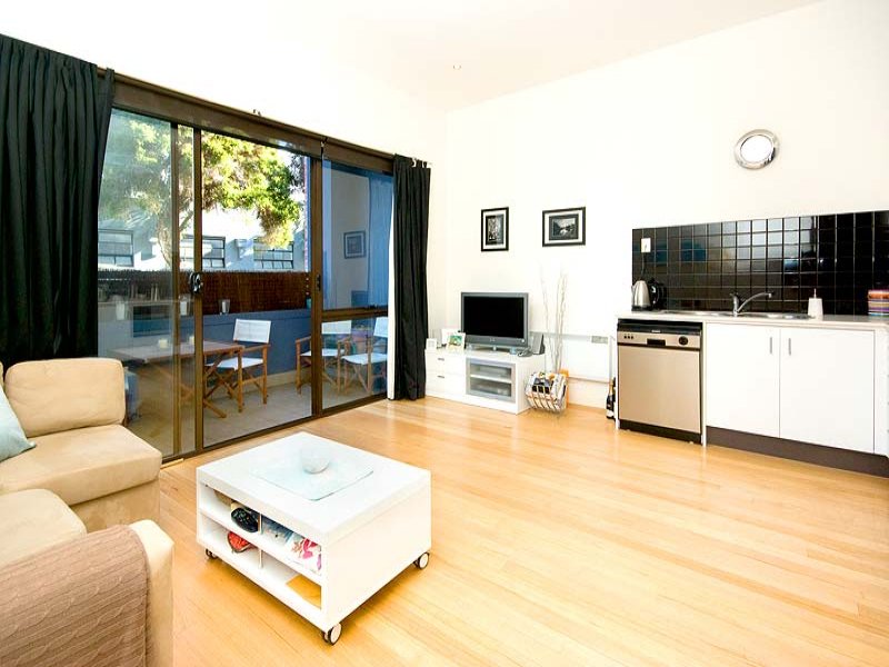 30/93103 High Street, Preston, Vic 3072 Property Details