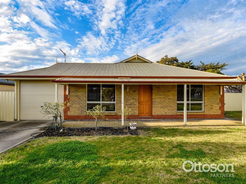 17 Barclay Avenue, Naracoorte, SA 5271 Property Details