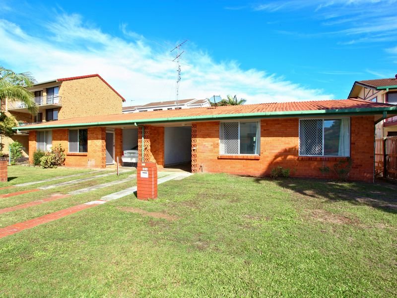 1 & 2/8 Phillip Street, Labrador, Qld 4215 Property Details