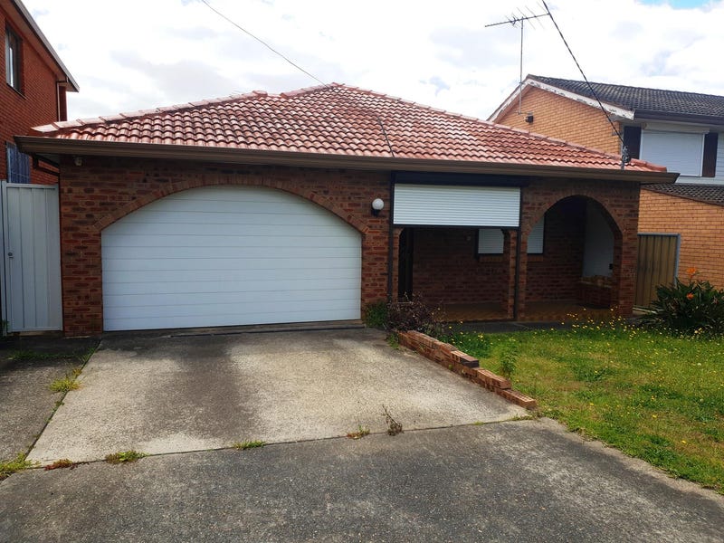 28 Xenia Avenue, Carlton, NSW 2218