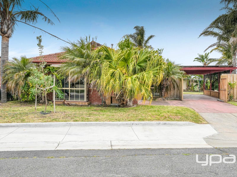 7 Lawry Place, Meadow Heights, Vic 3048 House for Sale realestate