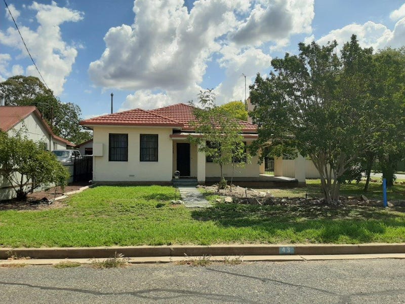 43 Whitehead Street, Corowa, NSW 2646