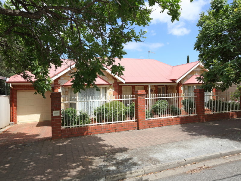 12 Glenrowan Avenue, Myrtle Bank, SA 5064