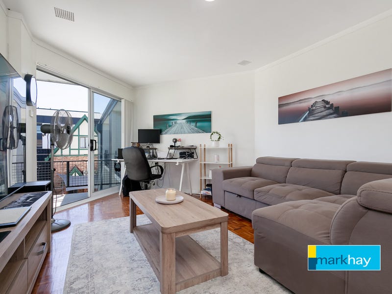 Real Estate & Property for Sale in Carlisle, WA 6101 (+1 location) Pg