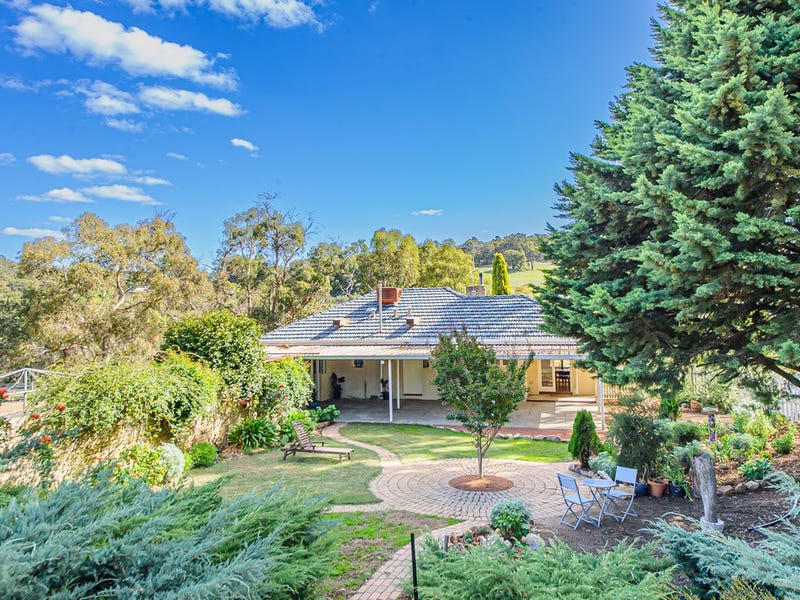 2496 Toodyay Road, Gidgegannup, WA 6083 Property Details