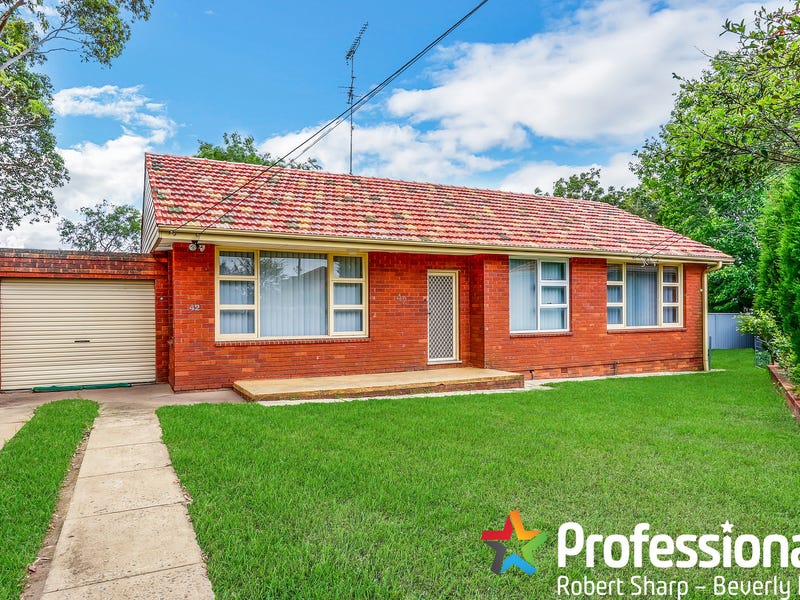 42 Raymond Avenue, Roselands, NSW 2196