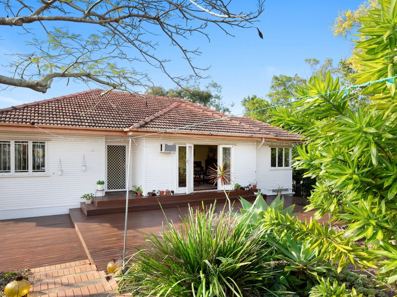 Houses for Sale in Holland Park, QLD 4121