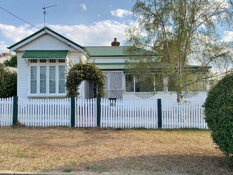 207 Lang Street, Glen Innes, NSW 2370