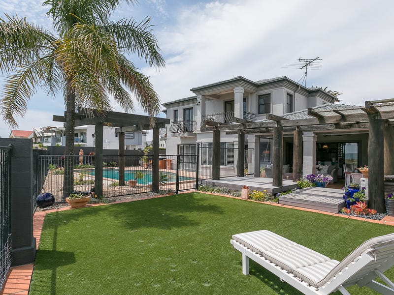 45 Raby Bay Boulevard, Cleveland, Qld 4163