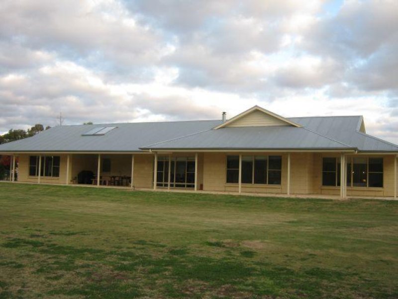 261 Naracoorte Road, Bordertown, SA 5268