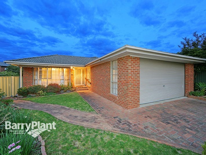 10 Mitta Close, Rowville, VIC 3178