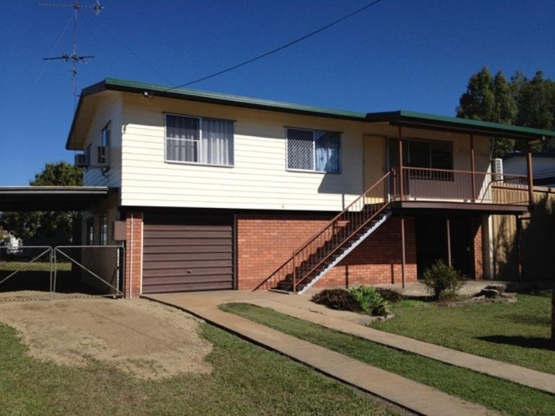 5 Lambourne Avenue, Norman Gardens, Qld 4701