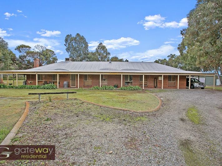 11 Glendale Crescent, Jandakot, WA 6164 Property Details