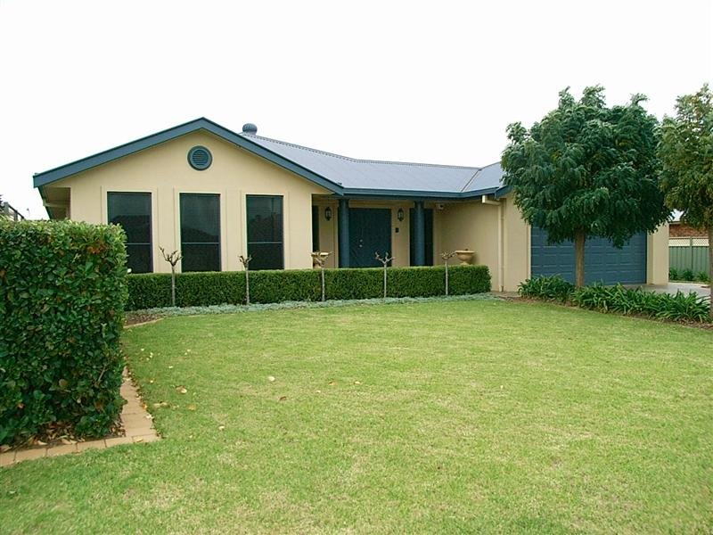 4 Raffles Court, Dubbo, NSW 2830 - realestate.com.au
