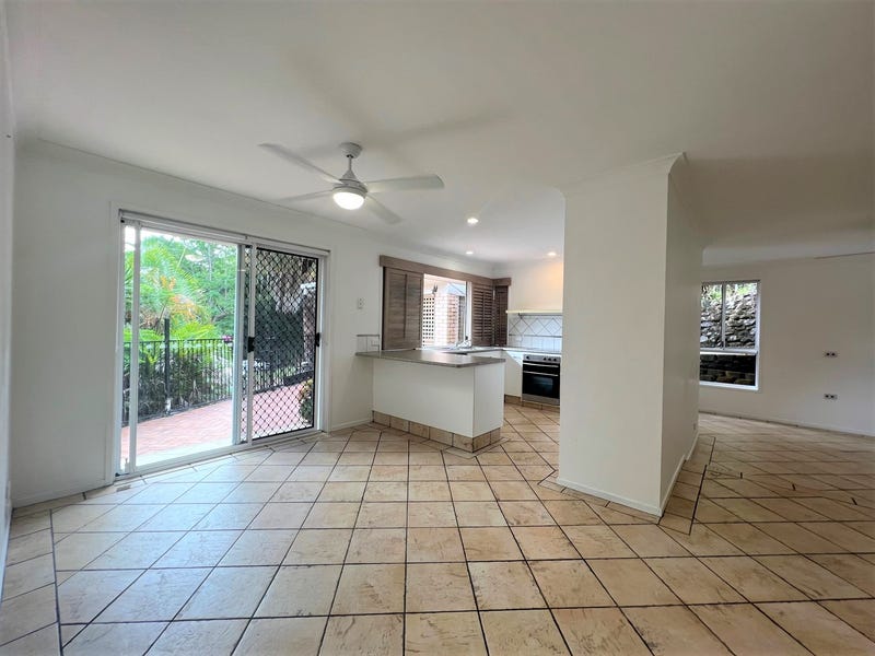 105 Dutton Street, Coolangatta, QLD 4225