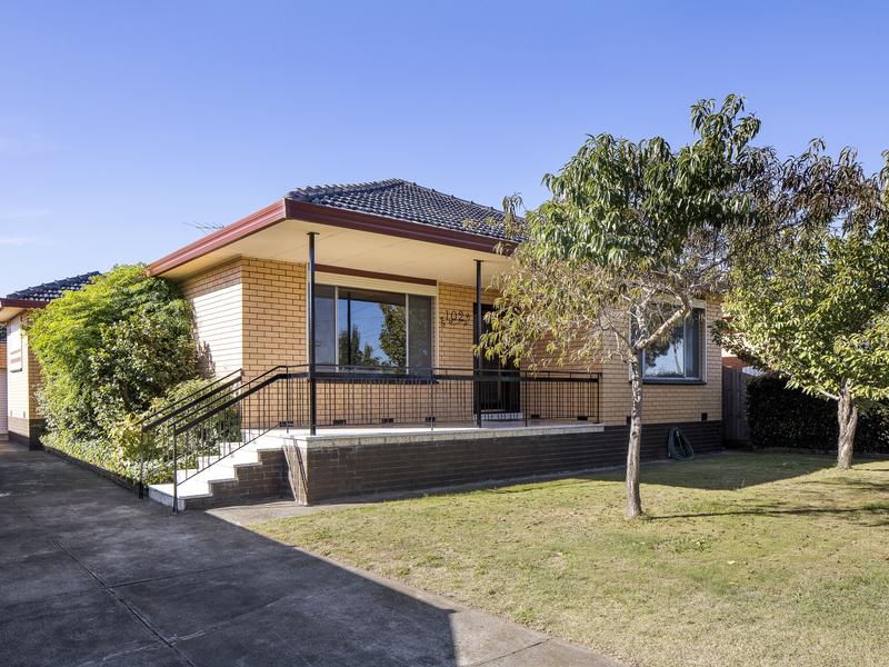 102 Glasgow Avenue, Reservoir, VIC 3073