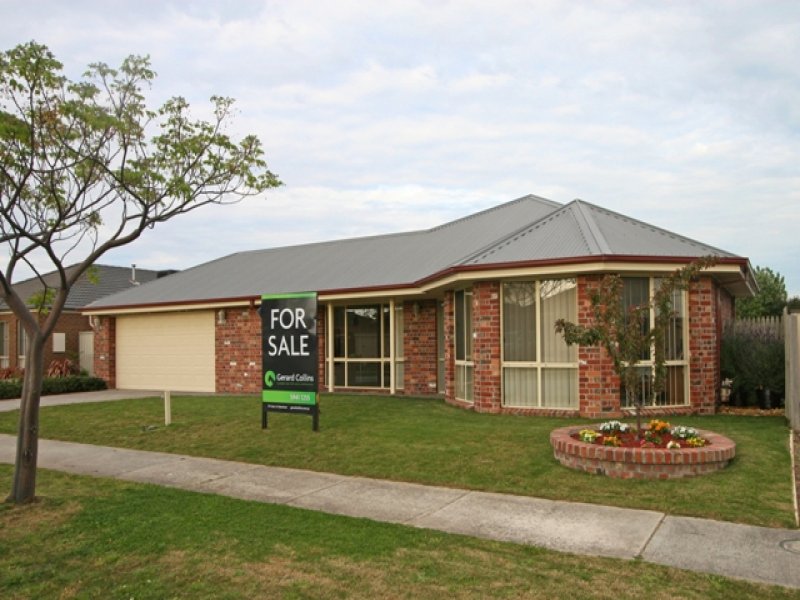 11 Honeyeater Way, Pakenham, Vic 3810 Property Details