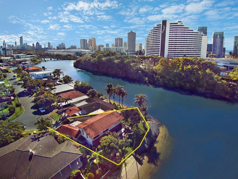 2 Merrimac Boulevard, Broadbeach Waters, QLD 4218