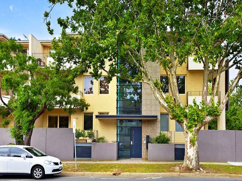 5/2A The Avenue, Windsor, Vic 3181 Property Details