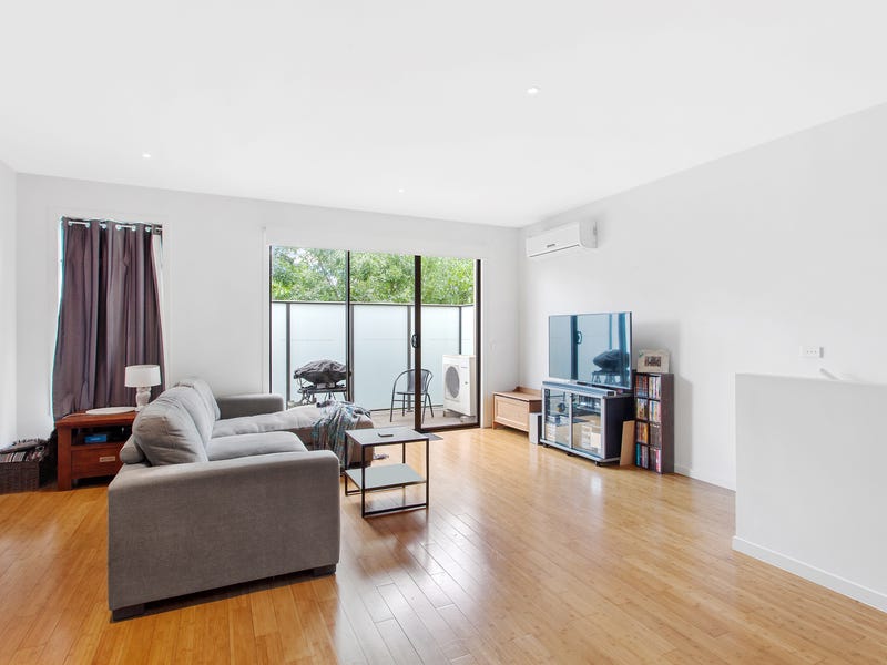 4-250-neerim-road-carnegie-vic-3163-property-details