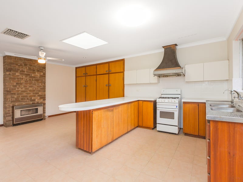 74 Regency Drive, Thornlie, WA 6108